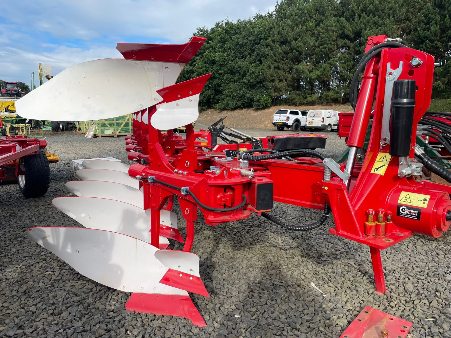 Ovlac XPHV-5 220 Reversible Plough – G Marshall Tractors Ltd ...